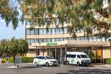 Holiday Inn Melbourne Airport